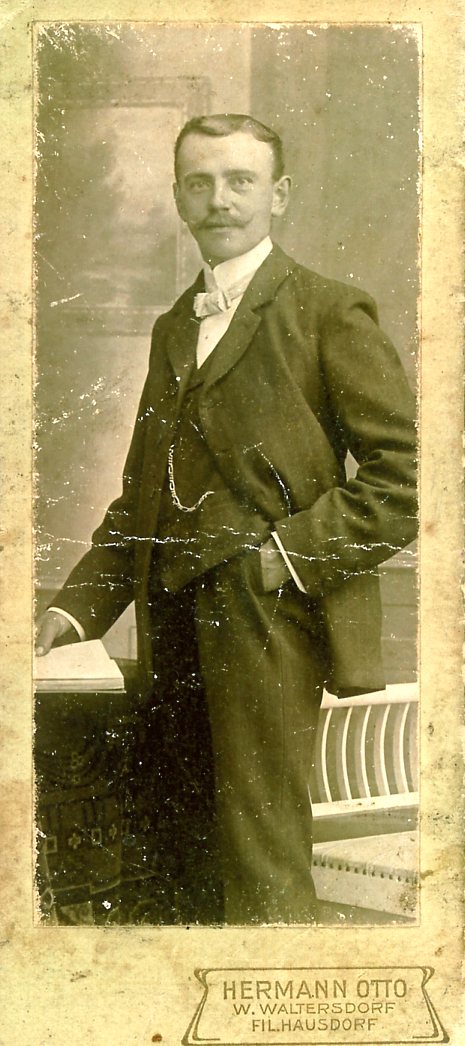 Hoffmann, Reinhold Emil geb.1888